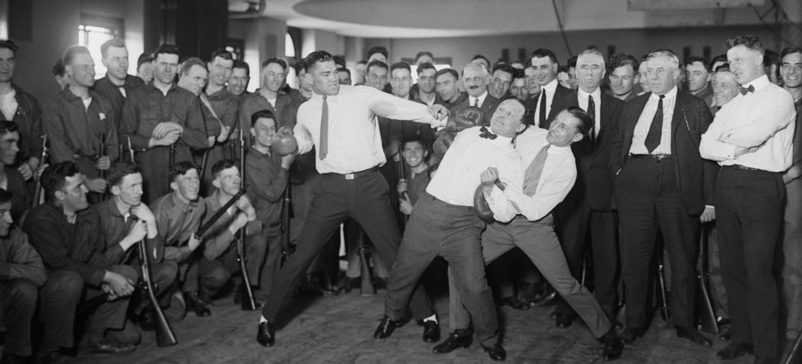 No, Houdini Didn’t Really Die After Being Punched in the Stomach